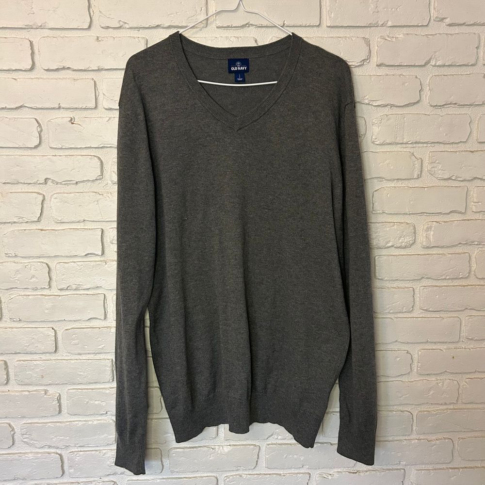 Old Navy Pullover V-neck Charcoal Gray Sweater‎